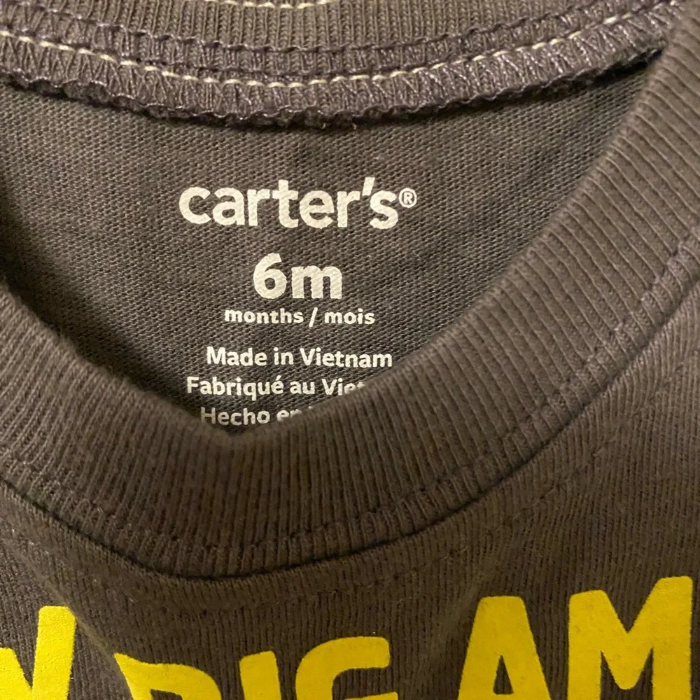 Carter’s boys glow-in-the-dark t-shirt - Picture 2 of 3